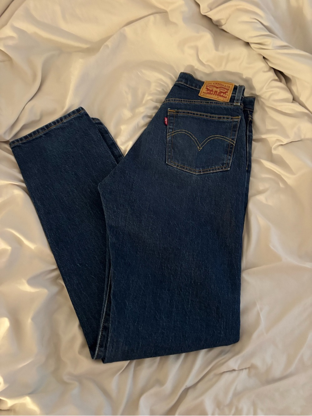 501 Levi's Women’s Indigo Straight-Leg Jeans